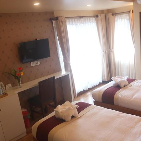 Hotel Family Ties Pvt. Ltd. Kathmandu Exterior photo